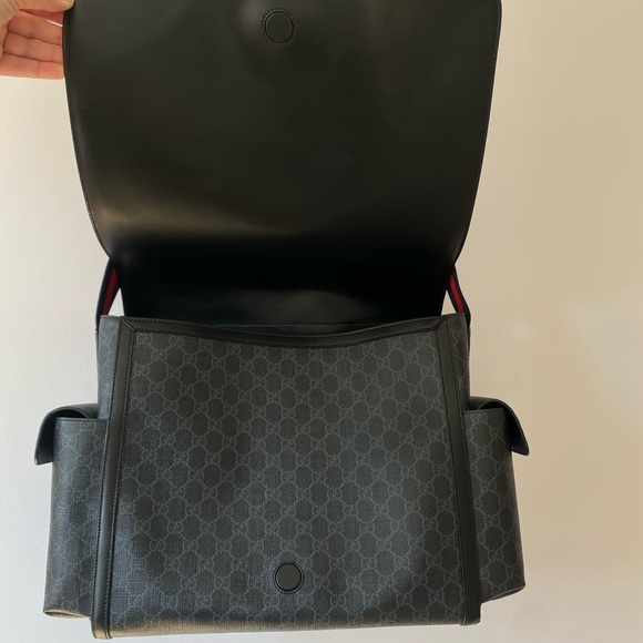 Gucci GG Supreme Diaper Bag - Picture 13 of 16